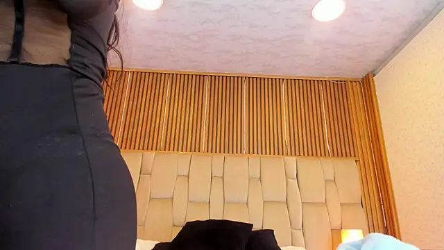 Sophie Calloway online show from 21, 3, 2026