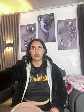 Mia garcia28 online show from 2, 2, 2026