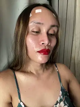 RomanticPearlTS online show from 8, 6, 2026