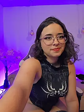 Mia wee online show from 19, 2, 2026