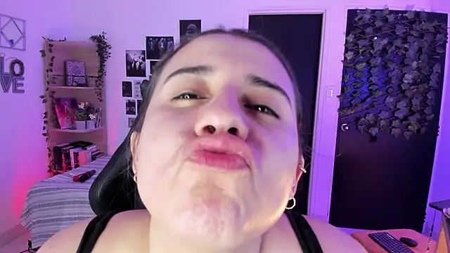 Lana Herondale online show from 30, 11, 2025