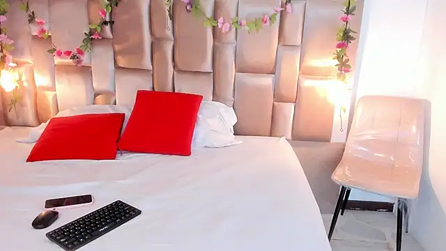 Kendramonroe online show from 21, 10, 2025