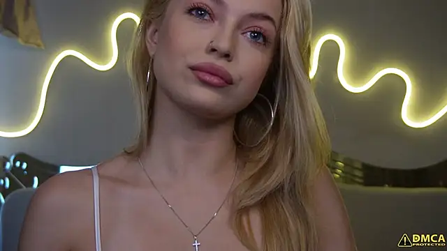 kellypeachcake online show from 8, 10, 2025