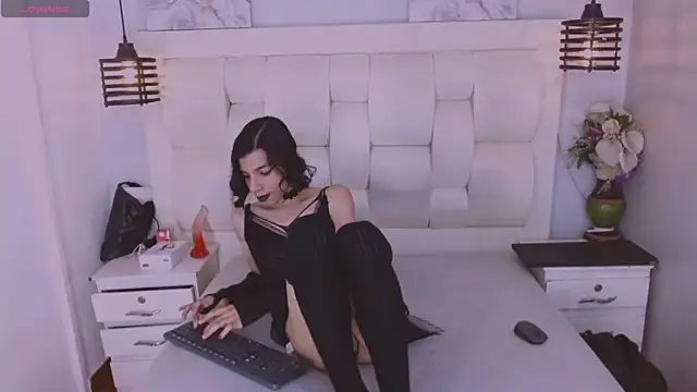 Atley Dolly online show from 16, 2, 2026