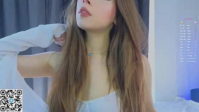 Snapshot of VirginiaHouston chatting on 12, 10, 2025 VirginiaHouston online show from 12, 10, 2025