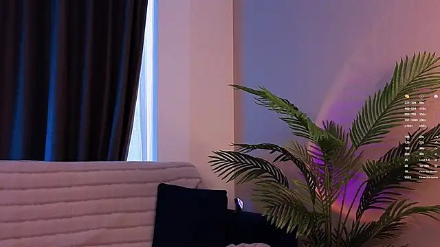 Snapshot of VirginiaHouston chatting on 1, 4, 2026 VirginiaHouston online show from 1, 4, 2026