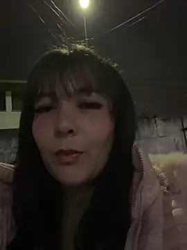 Snapshot of clara2111 chatting on 28, 9, 2025 clara2111 online show from 28, 9, 2025