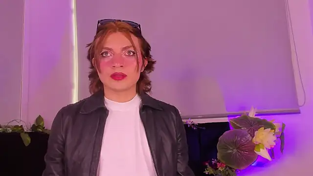 Tommy Lovee online show from 12, 9, 2025