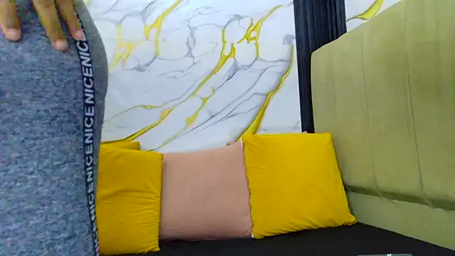 Snapshot of AmbarSmit chatting on 9, 4, 2026 AmbarSmit online show from 9, 4, 2026