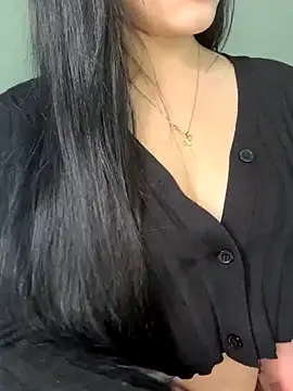 Snapshot of Donna11 chatting on 4, 12, 2025 Donna11 online show from 4, 12, 2025