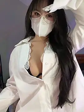 Snapshot of Donna11 chatting on 5, 2, 2026 Donna11 online show from 5, 2, 2026