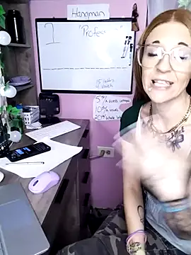 Snapshot of Purple2StayThnxx chatting on 18, 1, 2026 Purple2StayThnxx online show from 18, 1, 2026