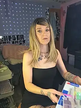 Purple2StayThnxx online show from 30, 4, 2026