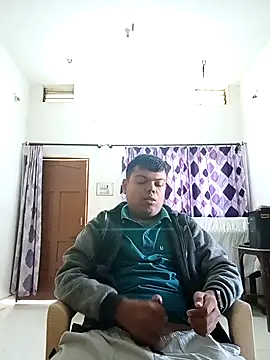 Snapshot of twpatil chatting on 18, 11, 2025 twpatil online show from 18, 11, 2025