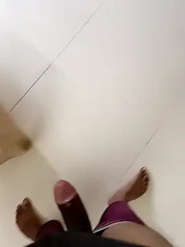 Snapshot of twpatil chatting on 19, 11, 2025 twpatil online show from 19, 11, 2025