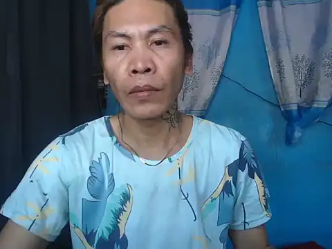 Snapshot of YourTopweng chatting on 15, 4, 2026 YourTopweng online show from 15, 4, 2026