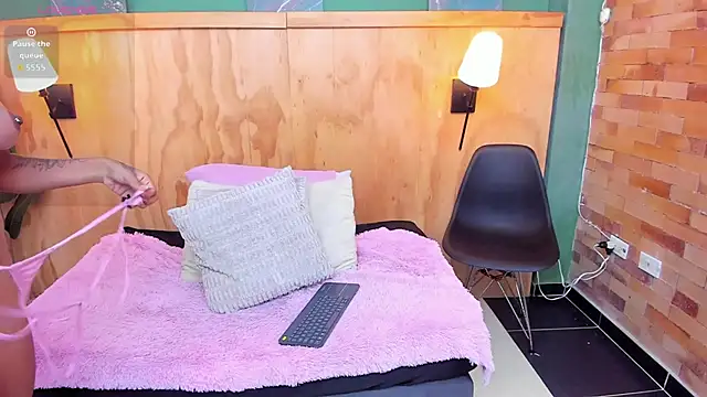 milavega  online show from 23, 3, 2026