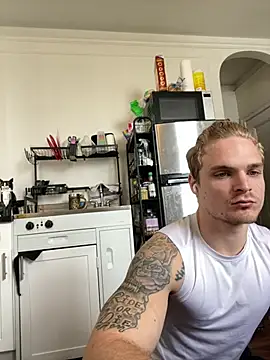 Snapshot of King_Kev_ chatting on 13, 5, 2026 King Kev online show from 13, 5, 2026