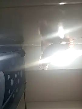 IsabellaLuxe online show from 12, 9, 2025