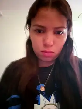 IsabellaLuxe online show from 23, 10, 2025