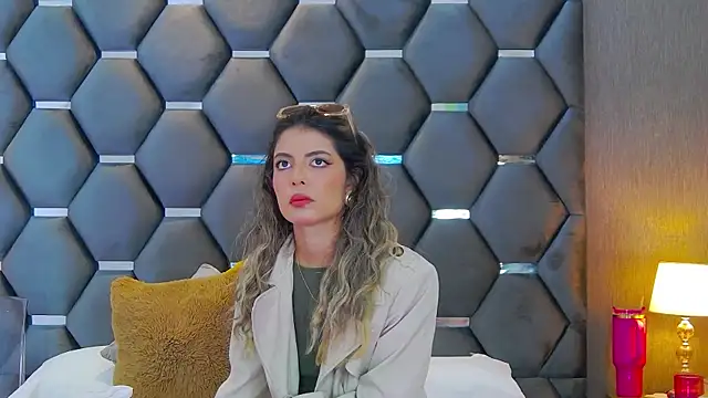 BlaireParker online show from 19, 9, 2025