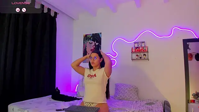 Dilan and Mia online show from 20, 9, 2025