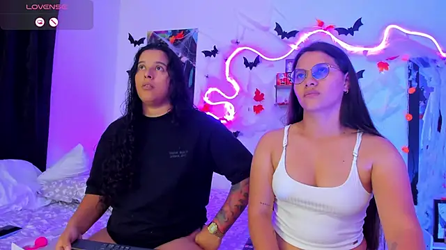 Dilan and Mia online show from 14, 10, 2025