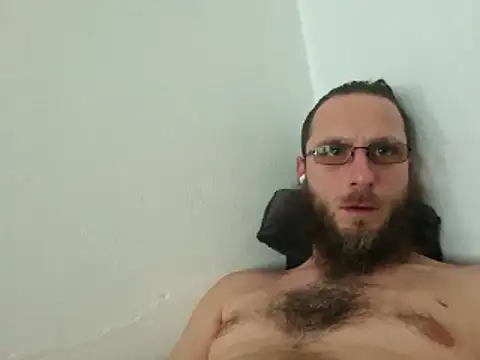 Snapshot of Matuschko chatting on 19, 4, 2026 Matuschko online show from 19, 4, 2026