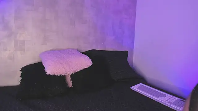 Becky G online show from 19, 12, 2025