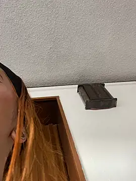 Snapshot of Sallem_Pink chatting on 12, 4, 2026 Sallem Pink online show from 12, 4, 2026