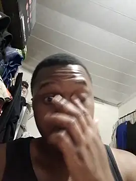 Moet Chandon online show from 5, 10, 2025