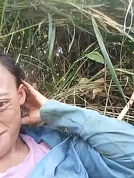 Snapshot of optra34 chatting on 13, 10, 2025 optra34 online show from 13, 10, 2025