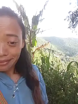 Snapshot of optra34 chatting on 17, 10, 2025 optra34 online show from 17, 10, 2025