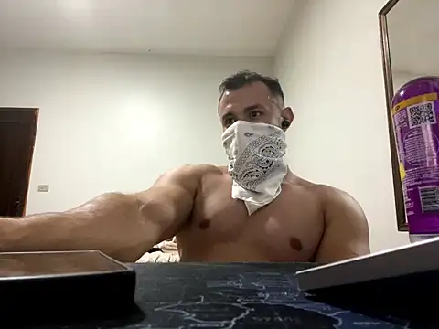 bodybuilderJovem online show from 28, 10, 2025