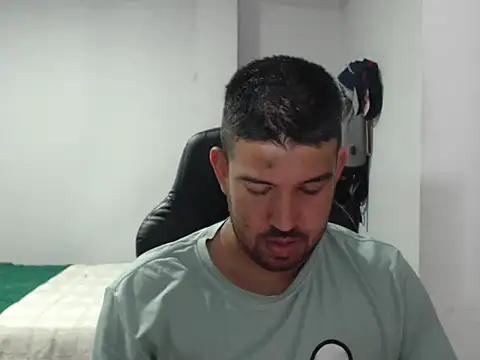 Axel11113 online show from 4, 11, 2025