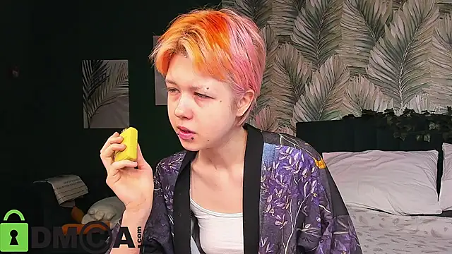 CarolineRichter online show from 15, 12, 2025