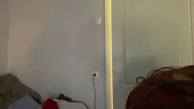 Vivalenti Kiss online show from 17, 12, 2025