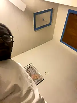 BigDaddyKanee online show from 4, 10, 2025