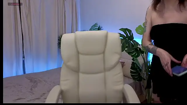 TinaMelt online show from 23, 9, 2025