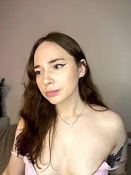 Snapshot of AlexaSpark_ chatting on 9, 9, 2025 AlexaSpark online show from 9, 9, 2025