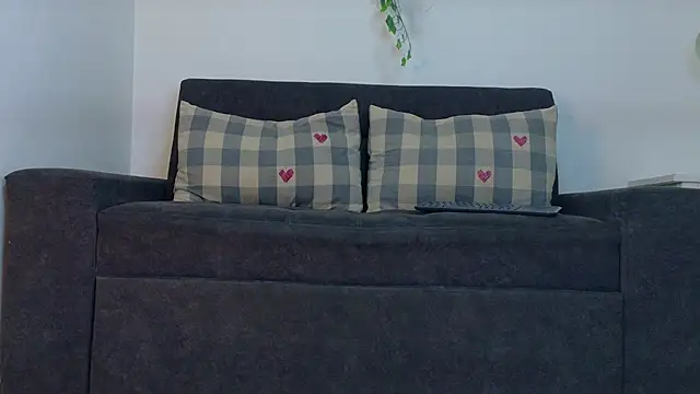 RiriiBrunette   online show from 14, 5, 2026