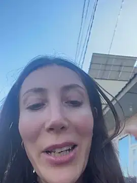 HellaryTourent online show from 12, 9, 2025