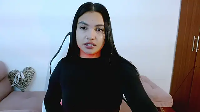 Snapshot of gaby_saikoz chatting on 13, 11, 2025 gaby saikoz online show from 13, 11, 2025