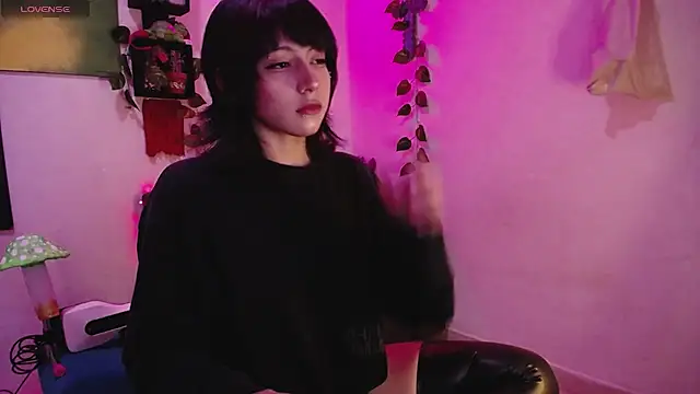 Snapshot of Rinrav chatting on 14, 11, 2025 Rinrav online show from 14, 11, 2025