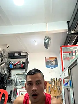 Snapshot of Terra-22cm chatting on 23, 10, 2025 Terra-22cm online show from 23, 10, 2025
