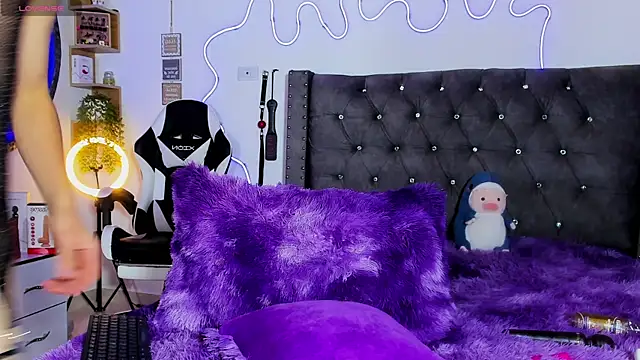 Snapshot of Katherine_Rose chatting on 27, 9, 2025 Katherine Rose online show from 27, 9, 2025