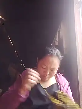 Snapshot of MaySweetb chatting on 16, 10, 2025 MaySweetb online show from 16, 10, 2025