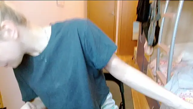 SatinQueen90 online show from 18, 11, 2025