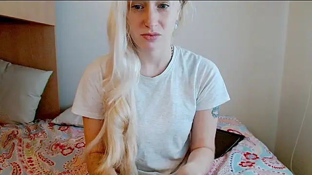 SatinQueen90 online show from 2, 12, 2025