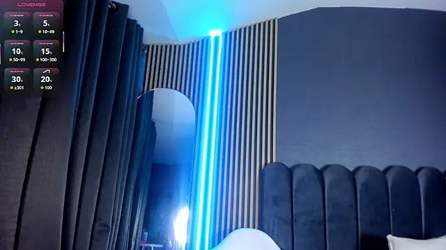 Snapshot of Gina_77 chatting on 19, 11, 2025 Gina 77 online show from 19, 11, 2025